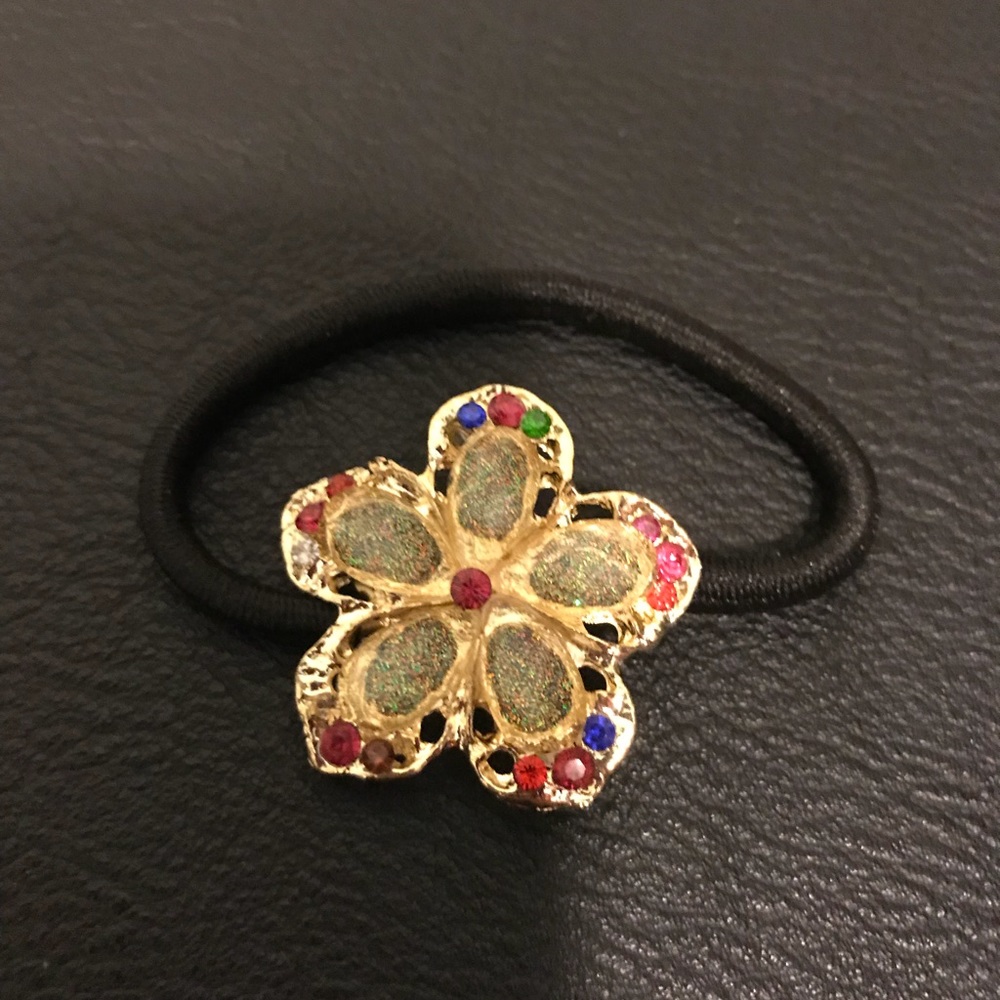 Trendy Jewels